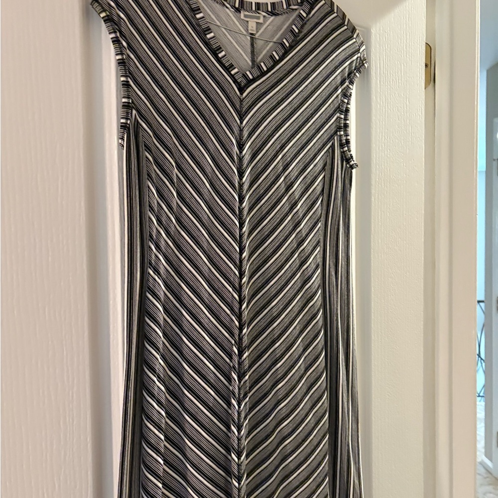 Elegant Striped Black and White Midi Dress